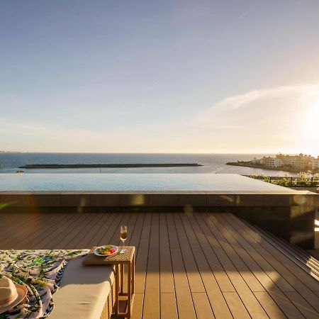 Mb Gallery Chatan By The Terrace Hotels Bagian luar foto